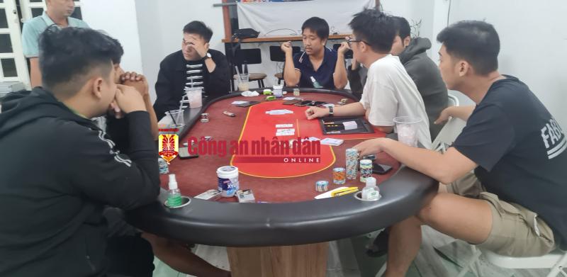 Khám phá cách chơi bida lỗ 8 bóng miễn phí dễ dàng cho người mới bắt đầu